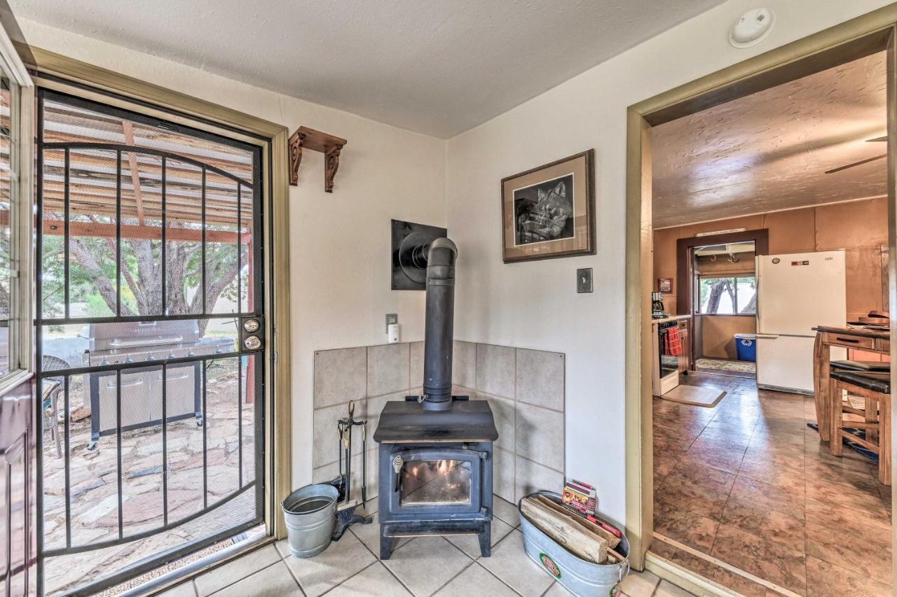 Cozy High Rolls Cottage Near Hiking Trails! Cloudcroft Exteriör bild